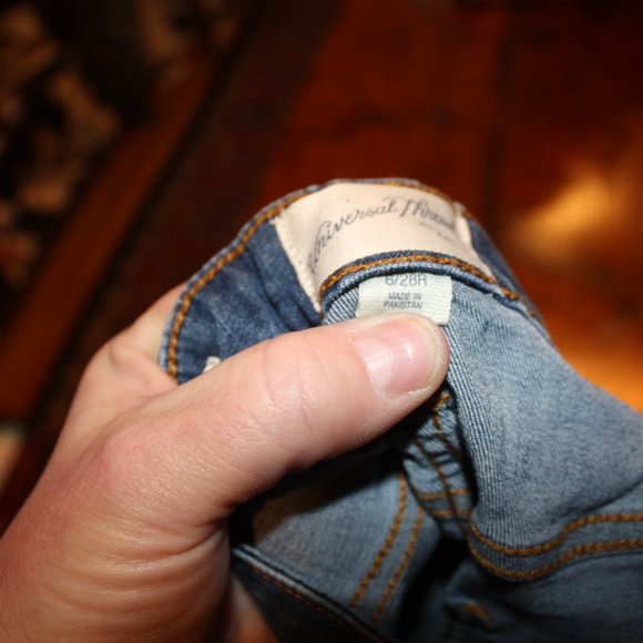 Universal Thread Goods Co Mid Rise Skinny Jeans Size 6. - Picture 7 of 9